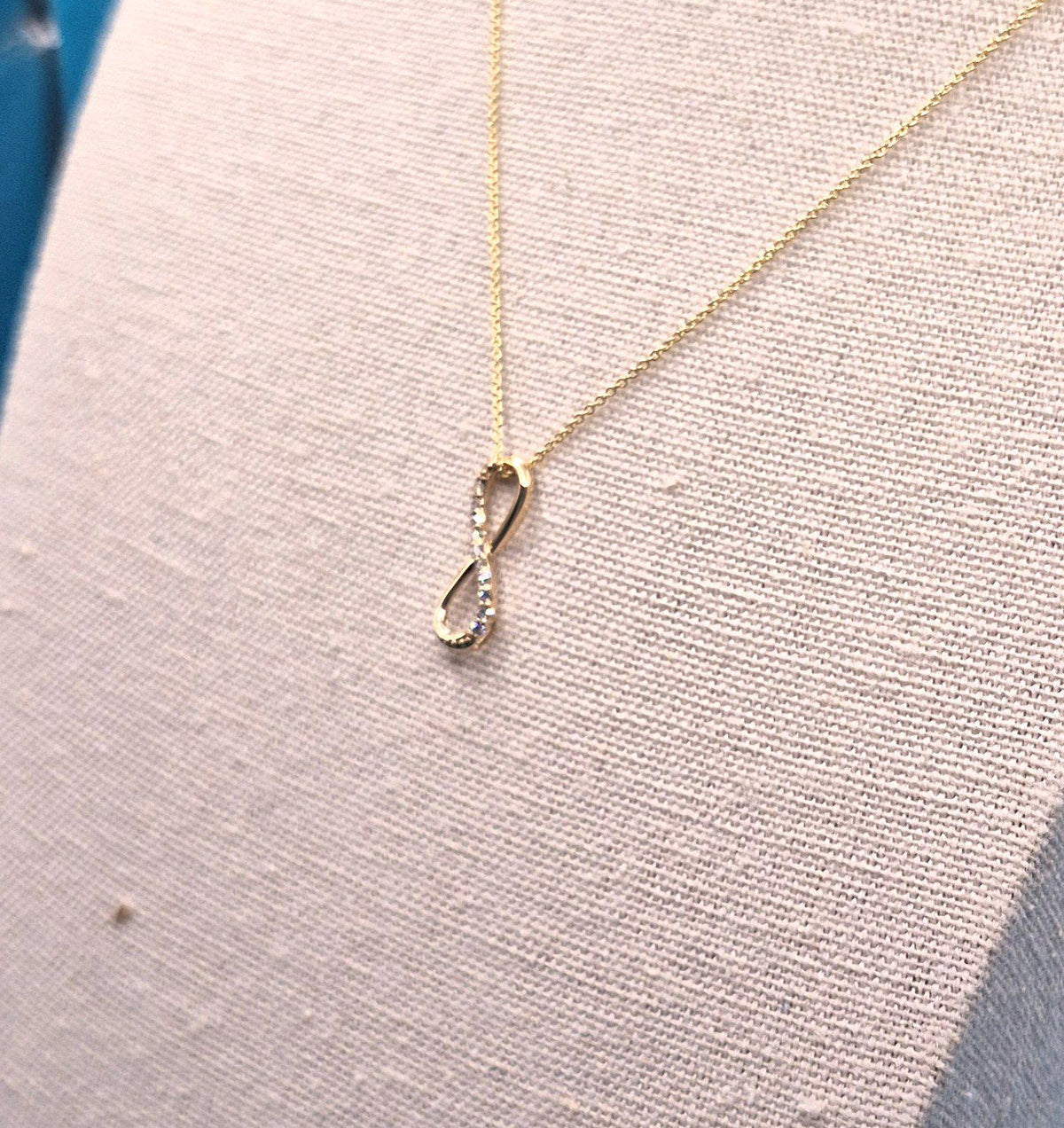 Infinity pendant